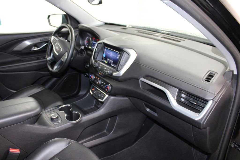 Used 2024 GMC Terrain SLT image 29