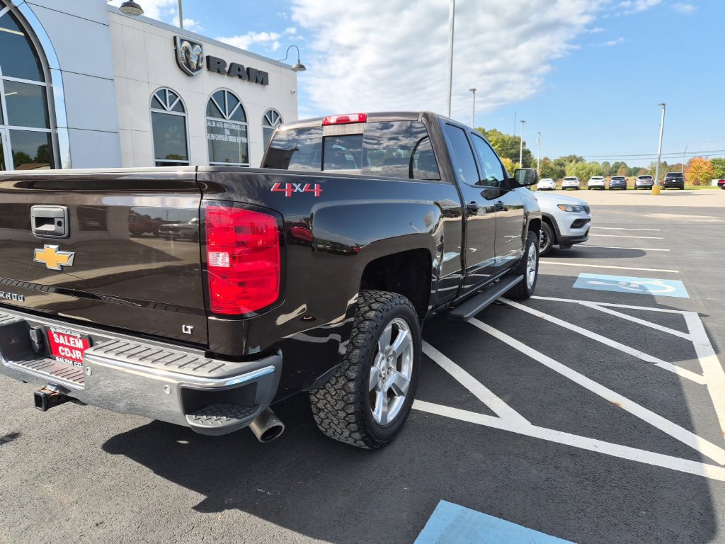 Used 2018 Chevrolet Silverado 1500 LT w/ All Star Edition AWD/4WD image 4