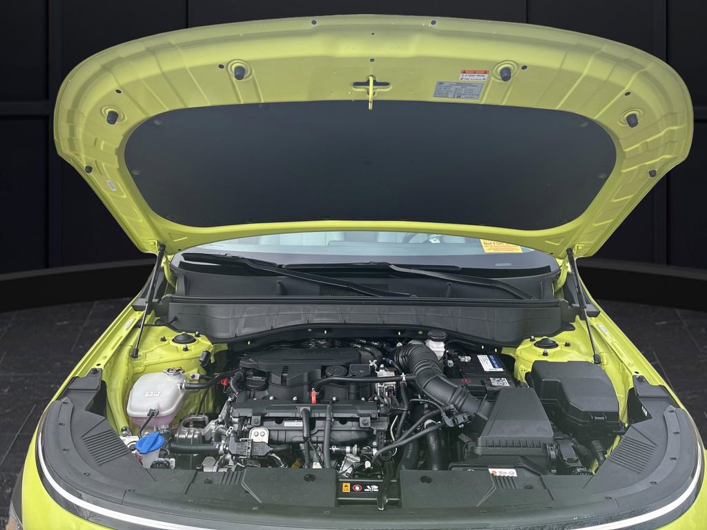 Used 2024 Hyundai Kona Limited image 36