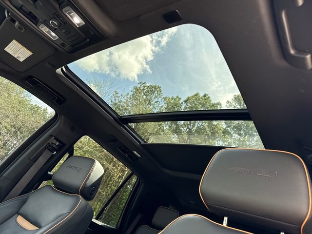 Used 2024 GMC Yukon AT4 image 38
