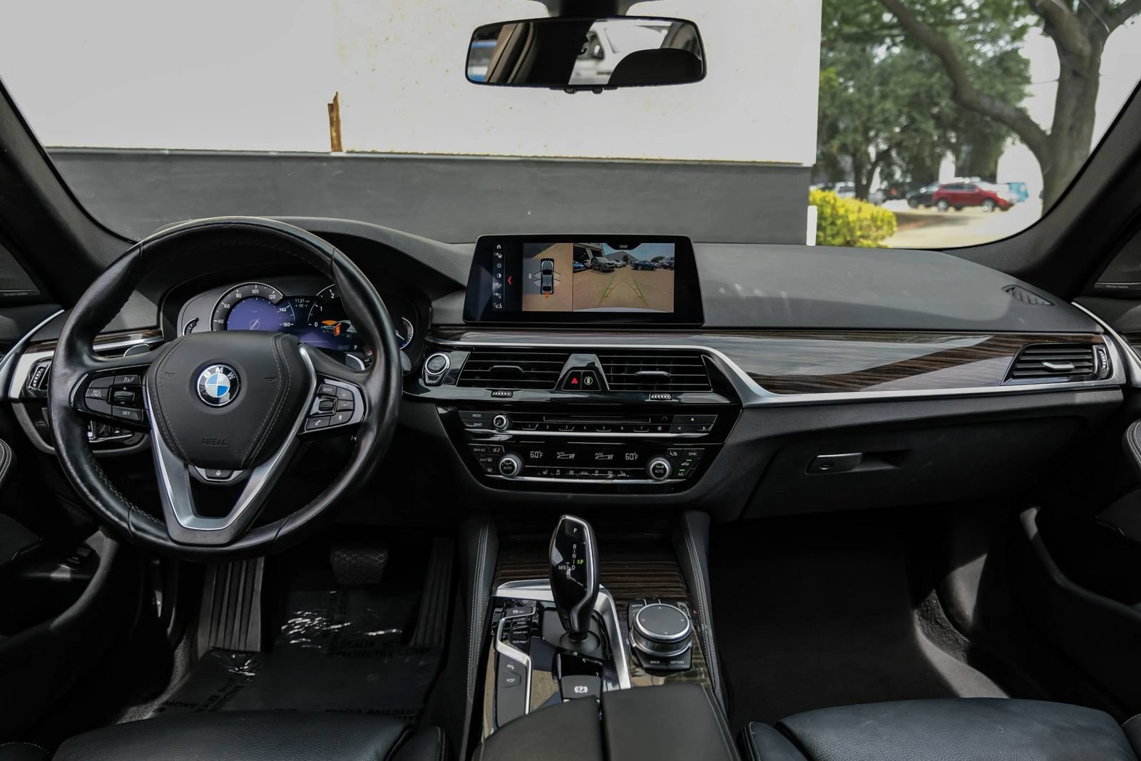 Used 2019 BMW 540i xDrive AWD/4WD image 11