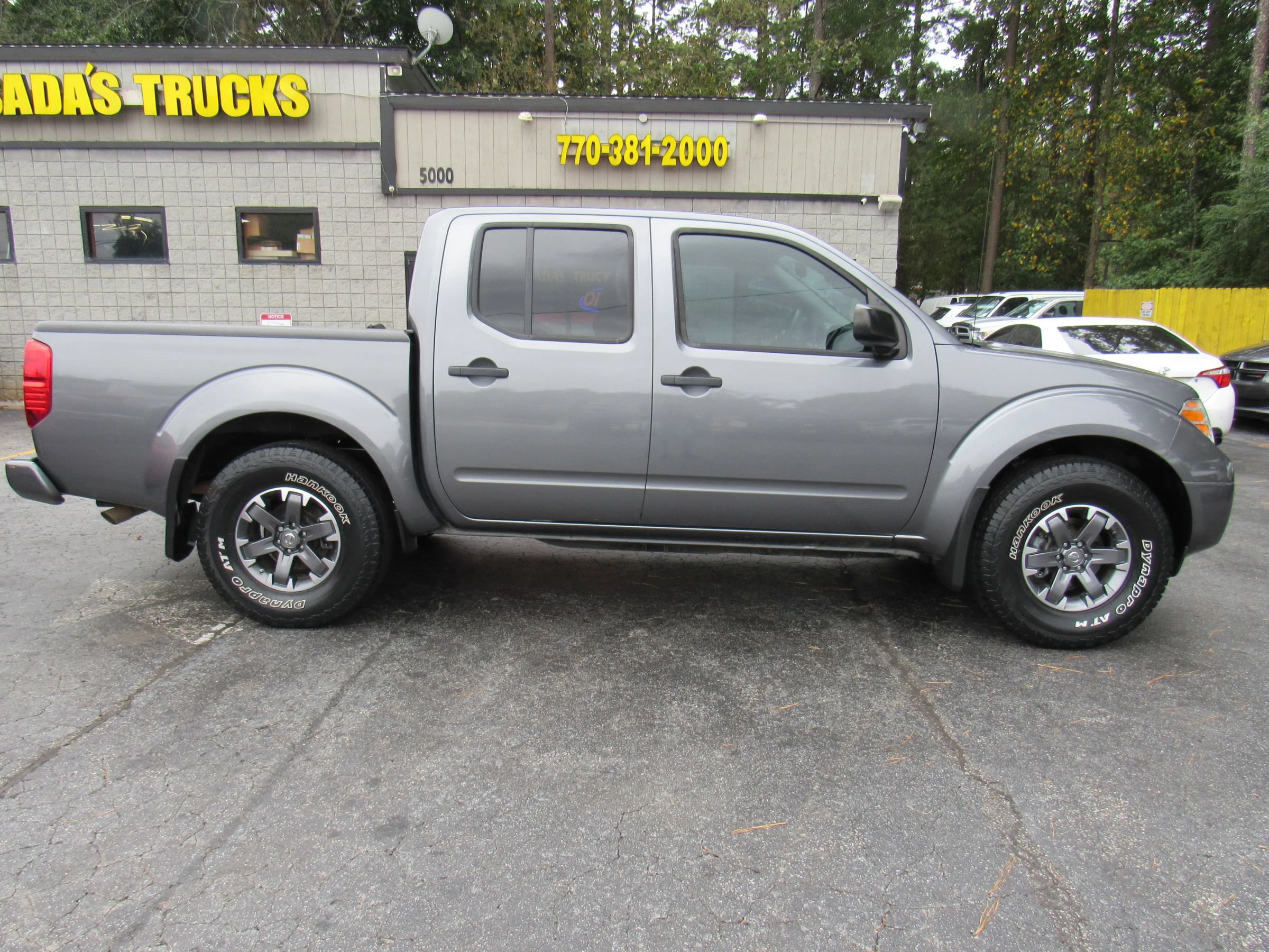 Used 2019 Nissan Frontier Desert Runner RWD image 8