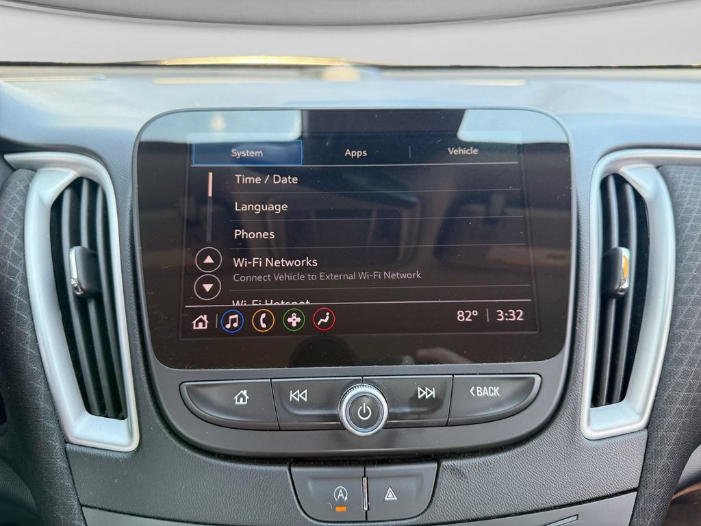 Used 2024 Chevrolet Malibu LT FWD image 25