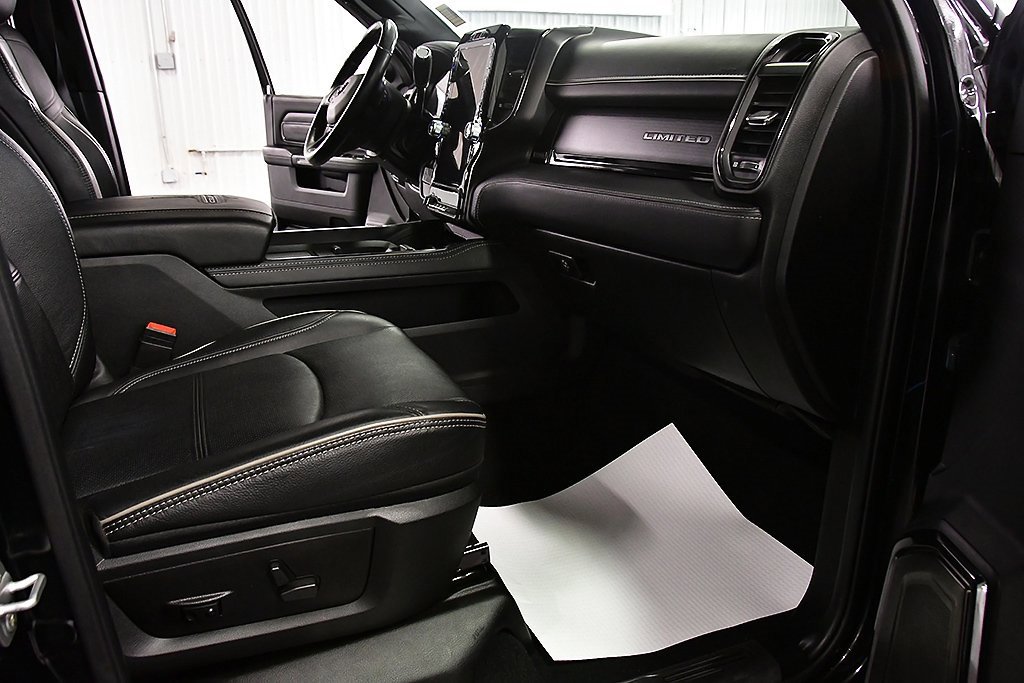 Used 2022 RAM 3500 Limited image 28