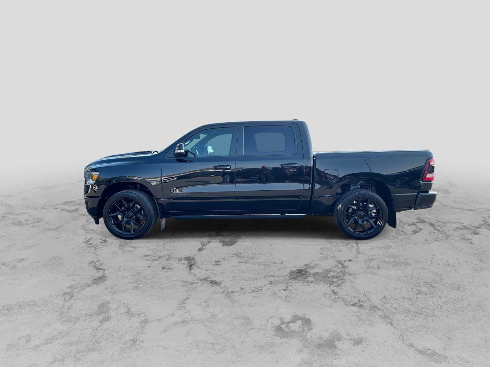 Used 2019 RAM 1500 Sport w/ Level 2 Equipment Group AWD/4WD image 5