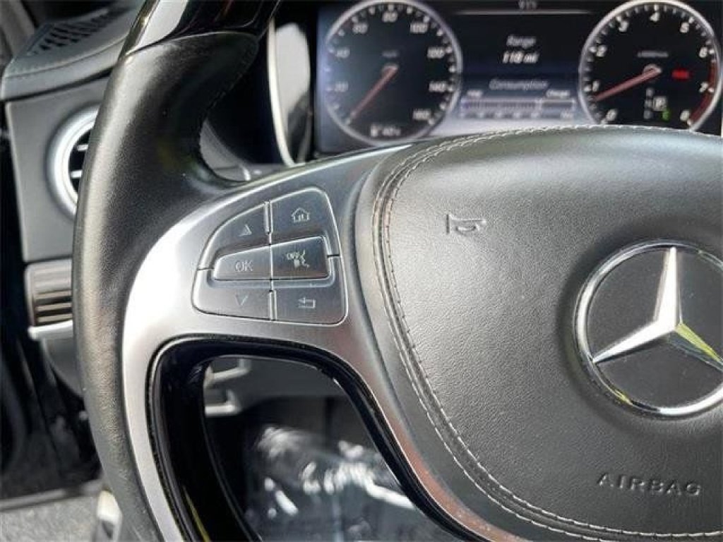 Used 2017 Mercedes-Benz Maybach S 550 4MATIC image 37