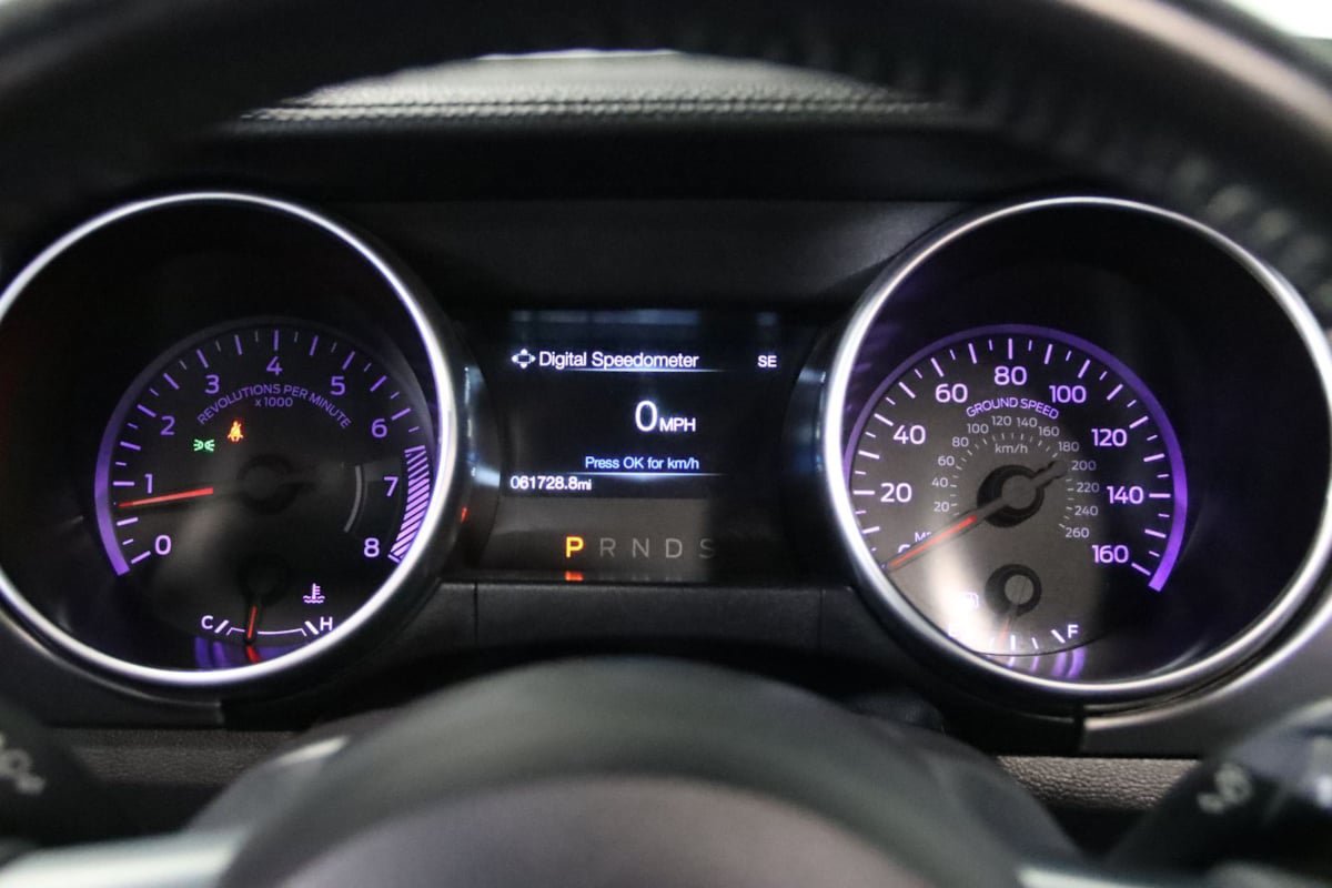 Used 2019 Ford Mustang Premium RWD image 42