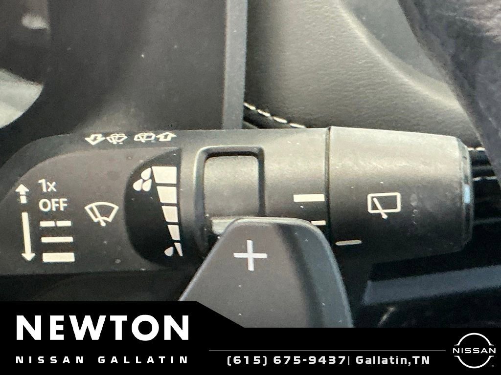 Used 2023 Nissan Rogue S FWD image 31
