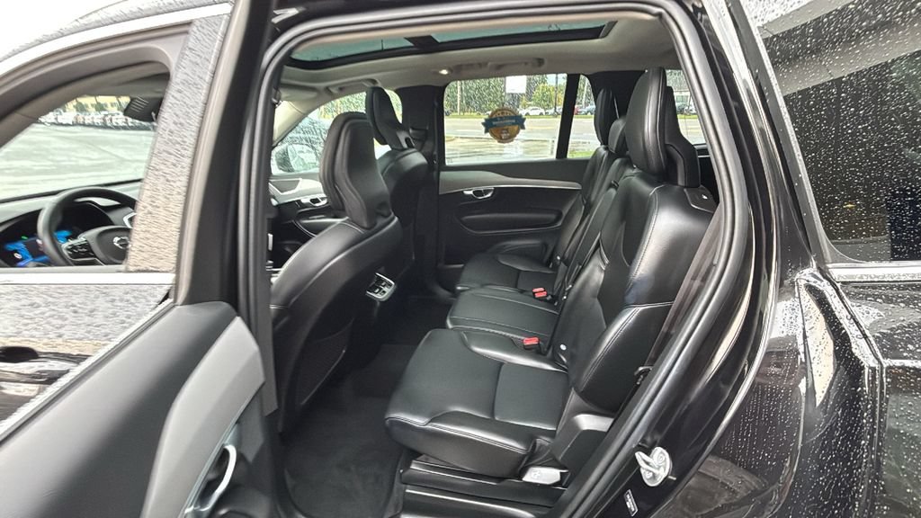 Certified 2024 Volvo XC90 B5 Core w/ Climate Package AWD/4WD image 10