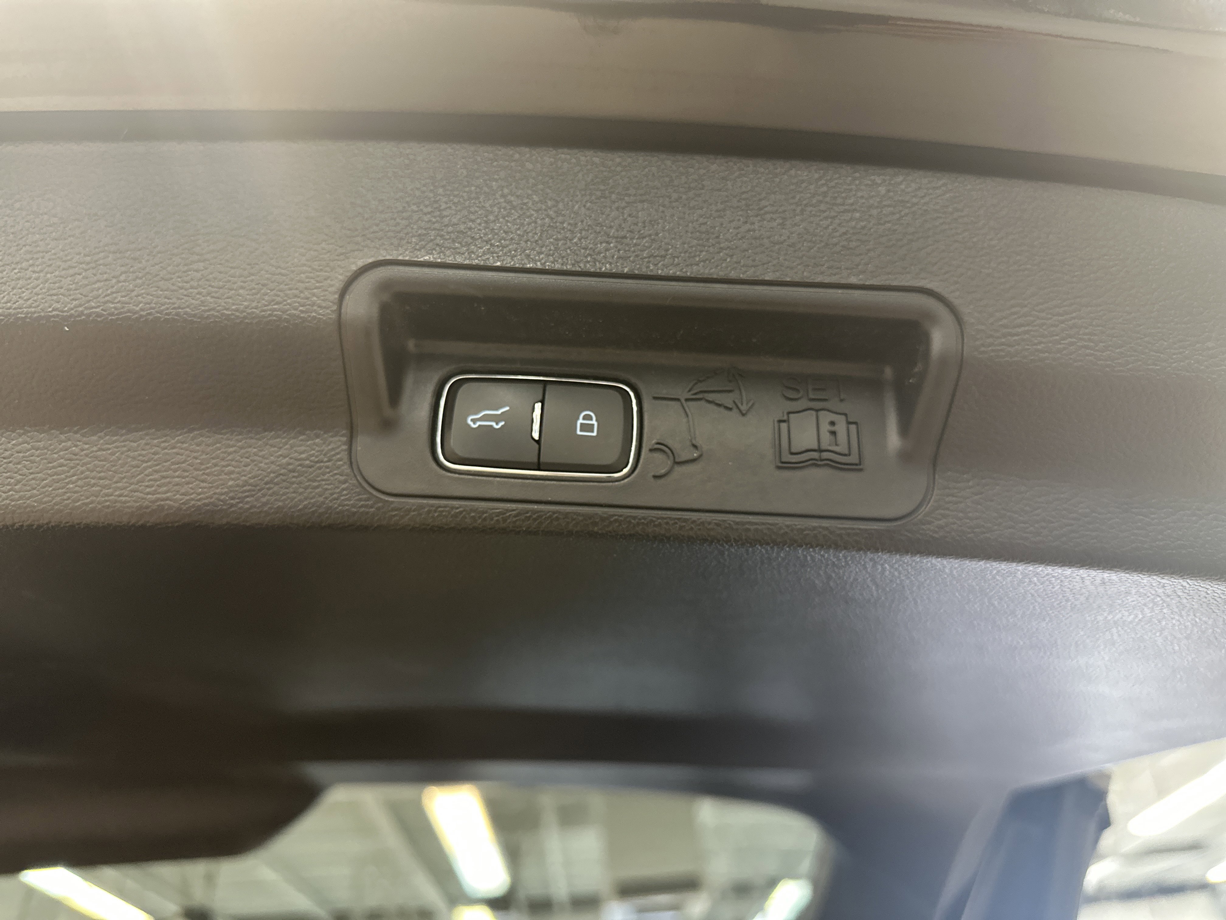 Used 2023 Ford Explorer XLT w/ Equipment Group 202A image 30