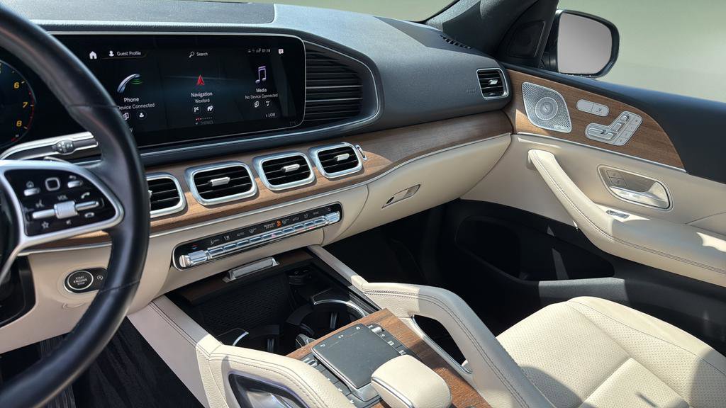 Used 2021 Mercedes-Benz GLE 350 4MATIC image 25