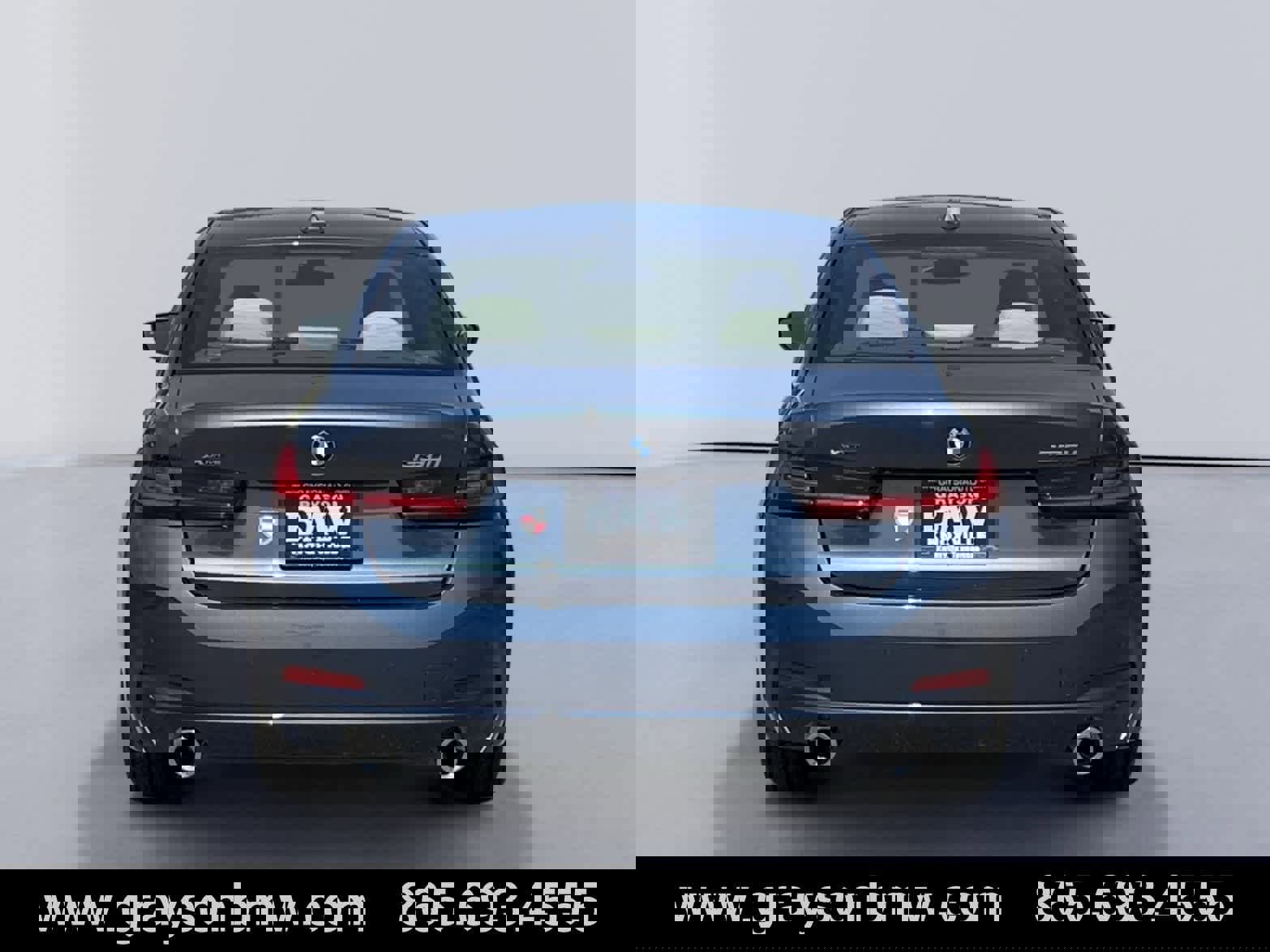 Used 2025 BMW 330i xDrive Sedan w/ Premium Package image 4