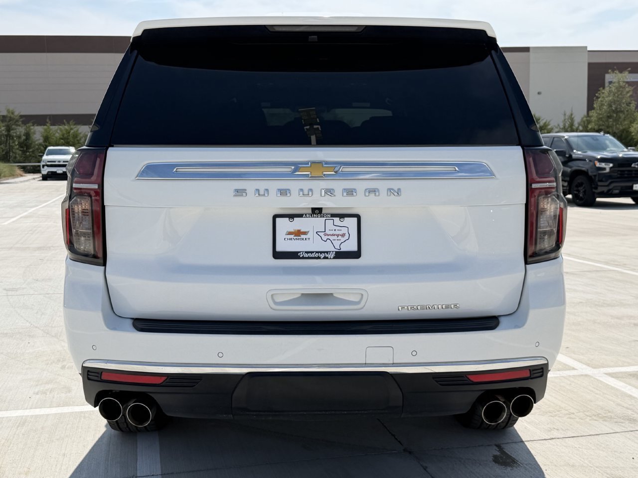Used 2023 Chevrolet Suburban Premier AWD/4WD image 5