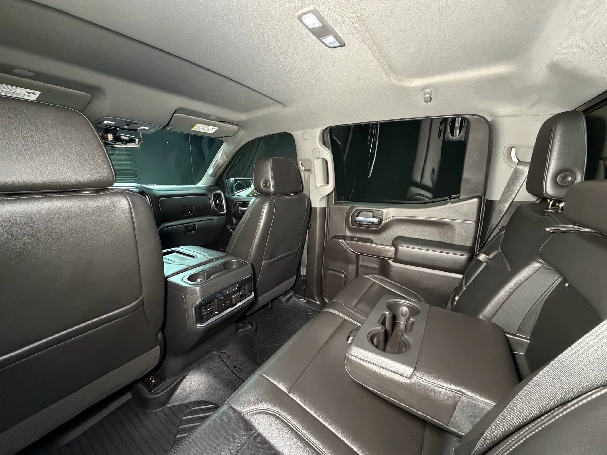 Used 2020 Chevrolet Silverado 1500 LTZ image 24