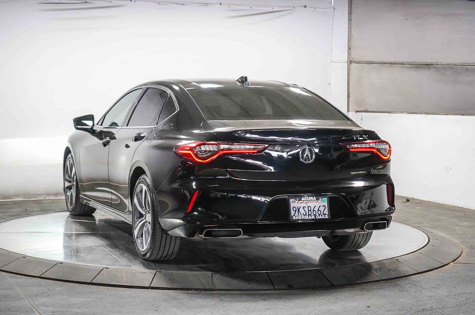 Used 2023 Acura TLX SH-AWD w/ Advance Package image 7