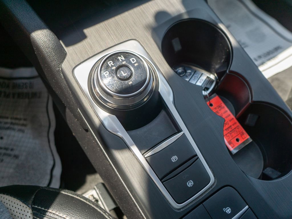 Used 2022 Ford Escape Titanium w/ Titanium Elite Package image 29