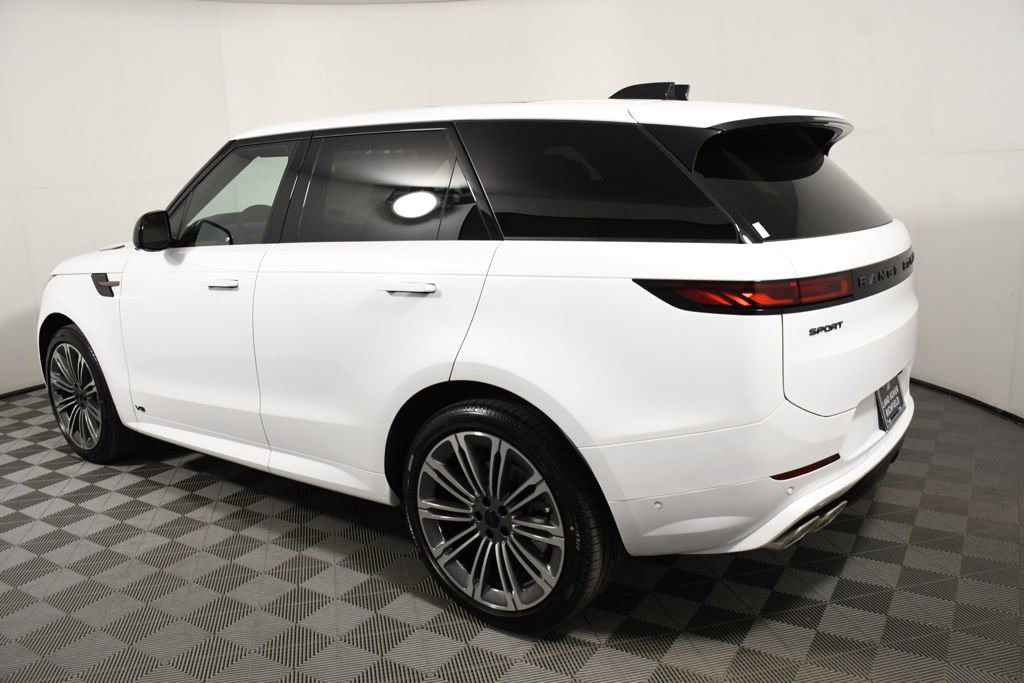 New 2026 Land Rover Range Rover Sport Dynamic SE AWD/4WD image 3