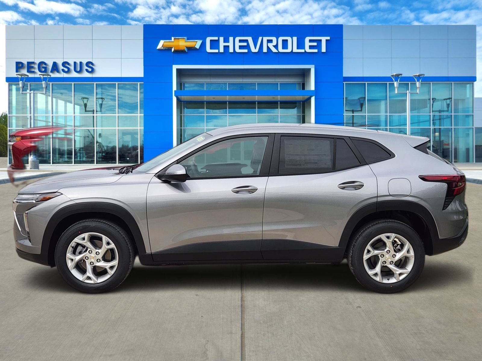 New 2026 Chevrolet Trax LS w/ LS Convenience Package FWD video 3