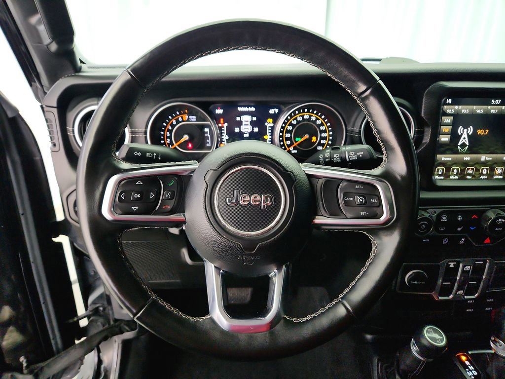 Used 2018 Jeep Wrangler Unlimited Sahara w/ Dual Top Group image 14