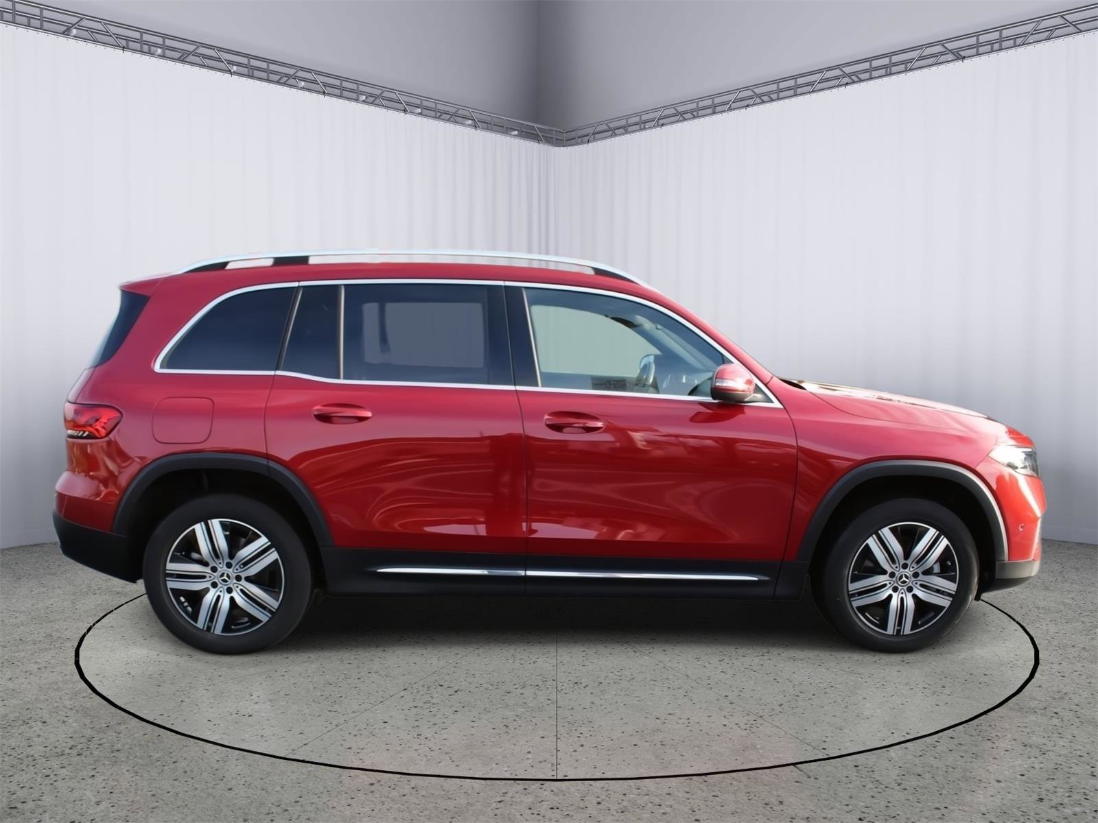 Used 2023 Mercedes-Benz EQB 300 4MATIC image 9