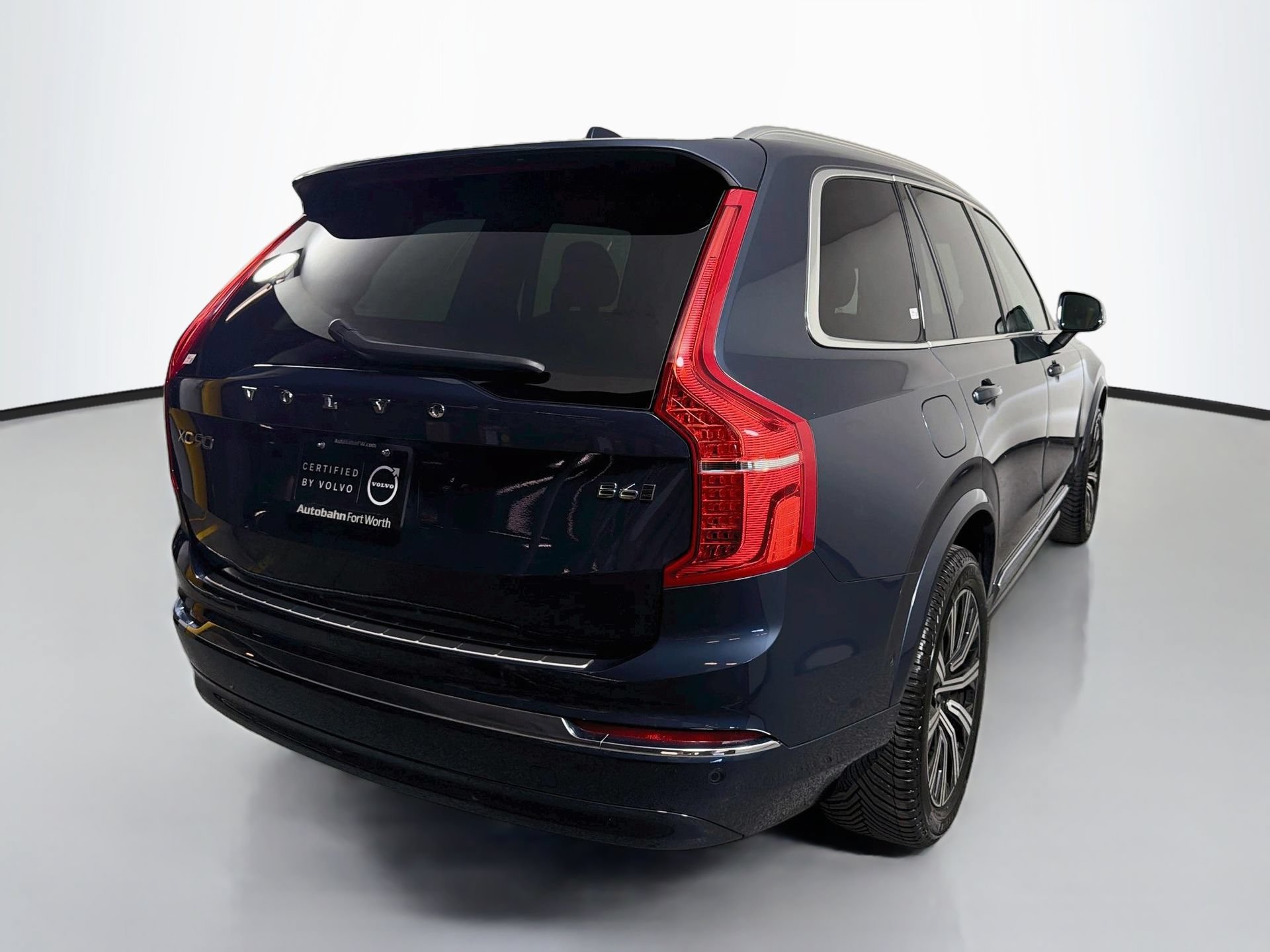 Certified 2023 Volvo XC90 B6 Plus w/ Protection Package Premier AWD/4WD image 6