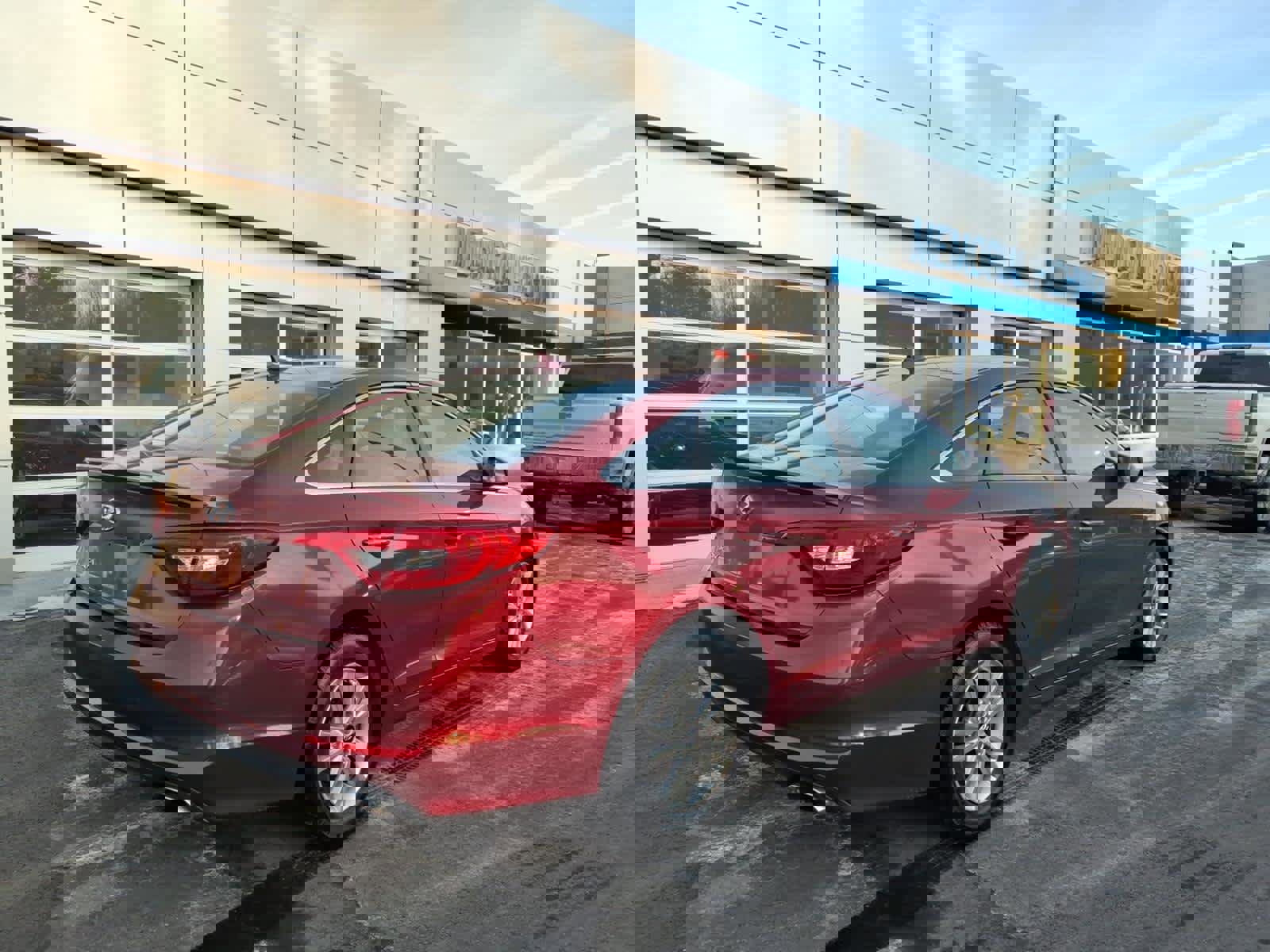 Used 2015 Hyundai Sonata SE image 7