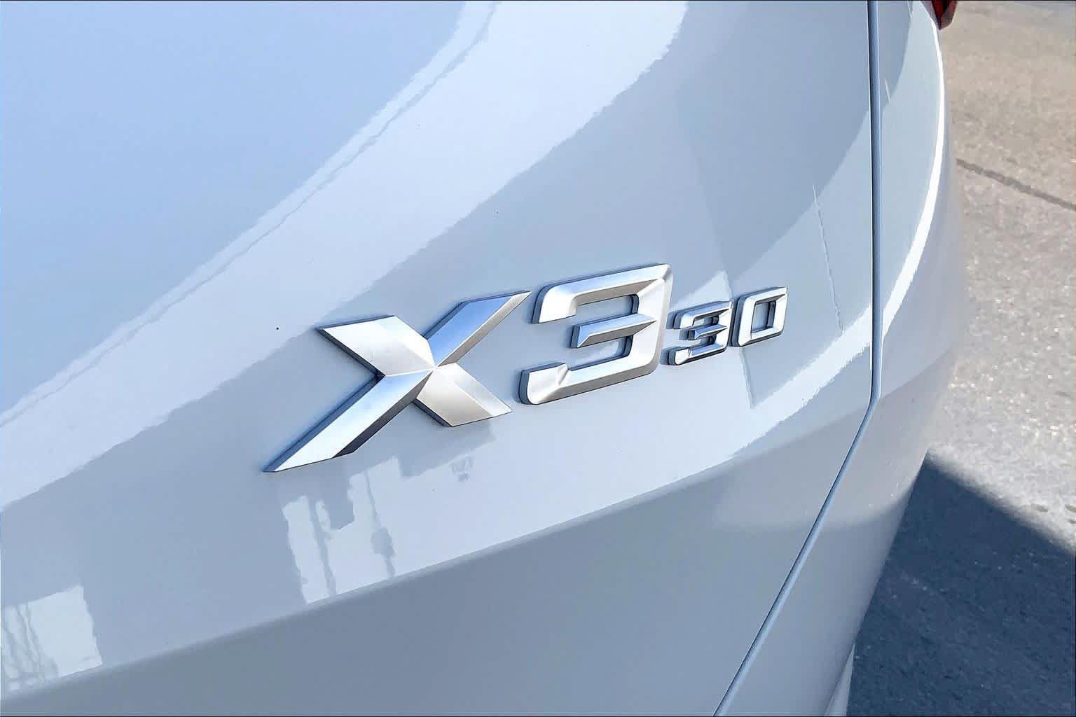 New 2026 BMW X3 xDrive30i w/ Premium Package AWD/4WD image 16