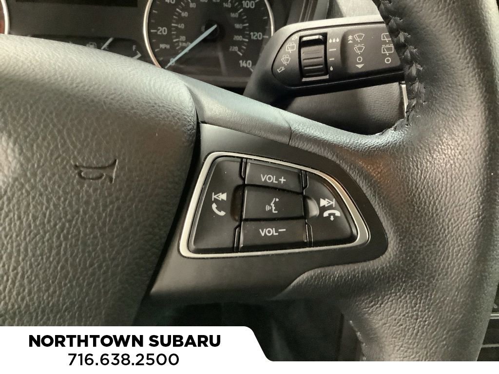Used 2019 Ford EcoSport SE w/ SE Convenience Package image 12