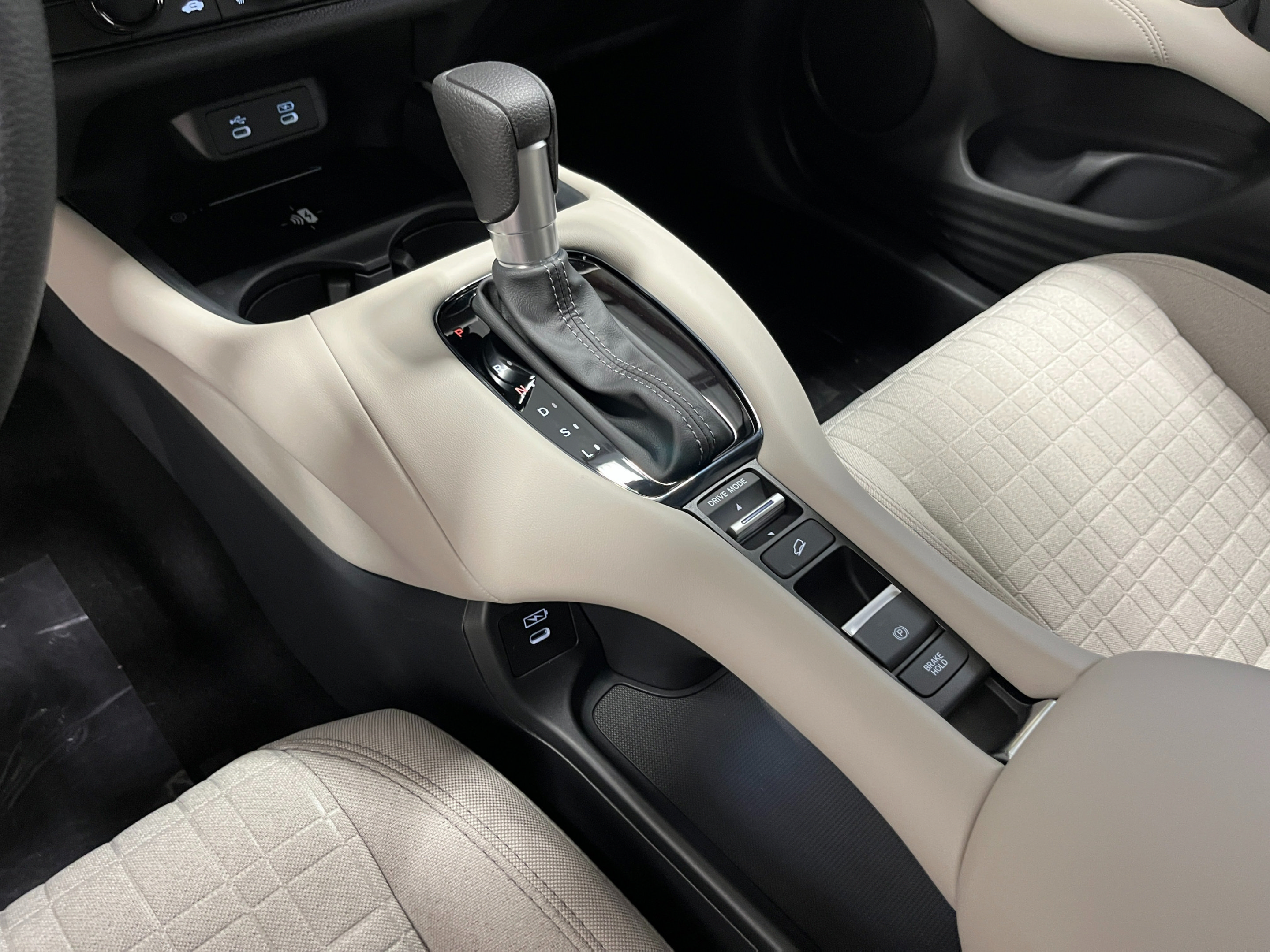 New 2027 Honda HR-V LX image 19