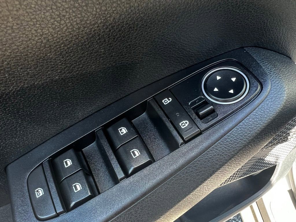 Used 2023 Kia Seltos LX AWD/4WD image 24