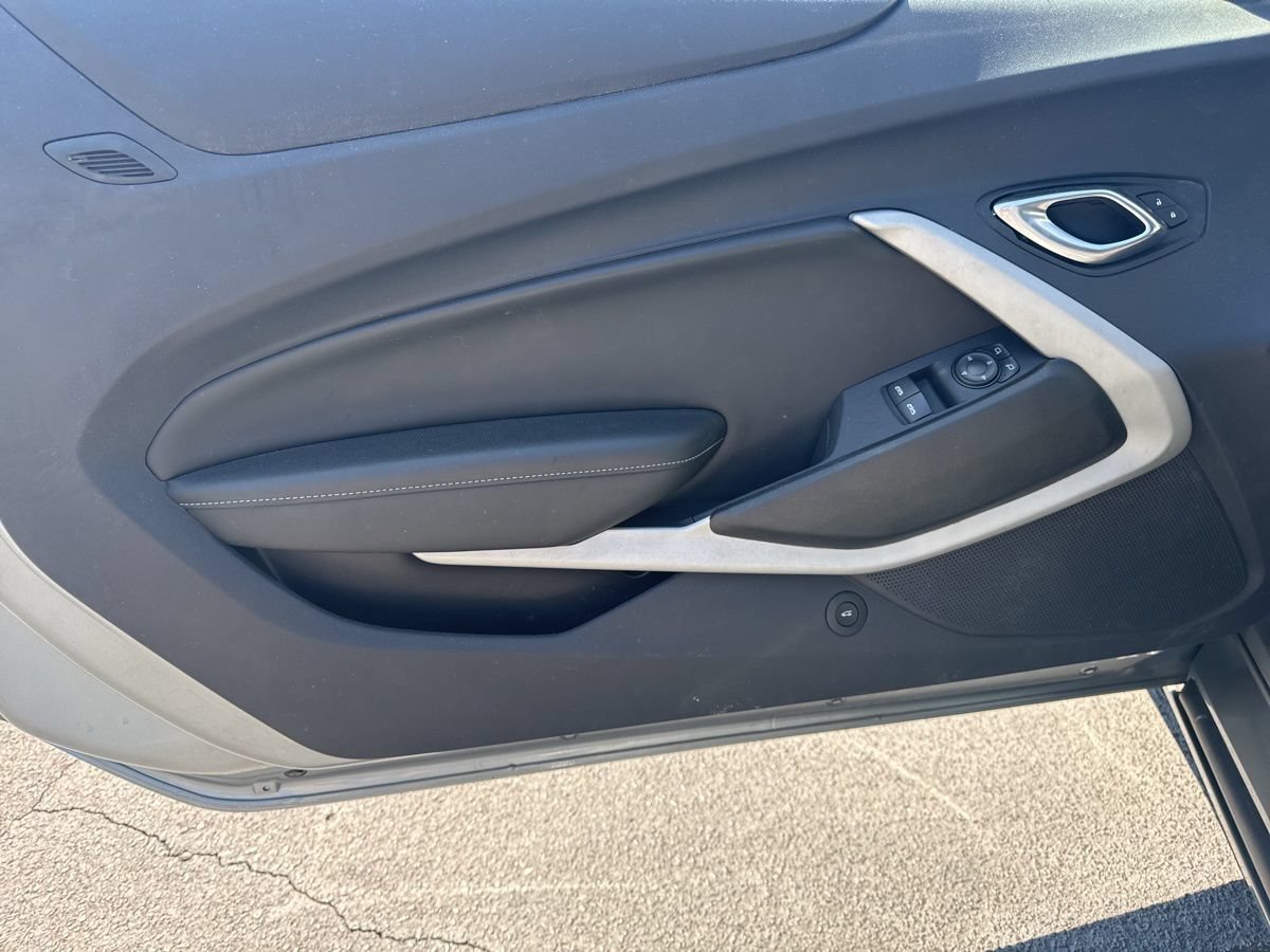 Used 2023 Chevrolet Camaro LT RWD image 12