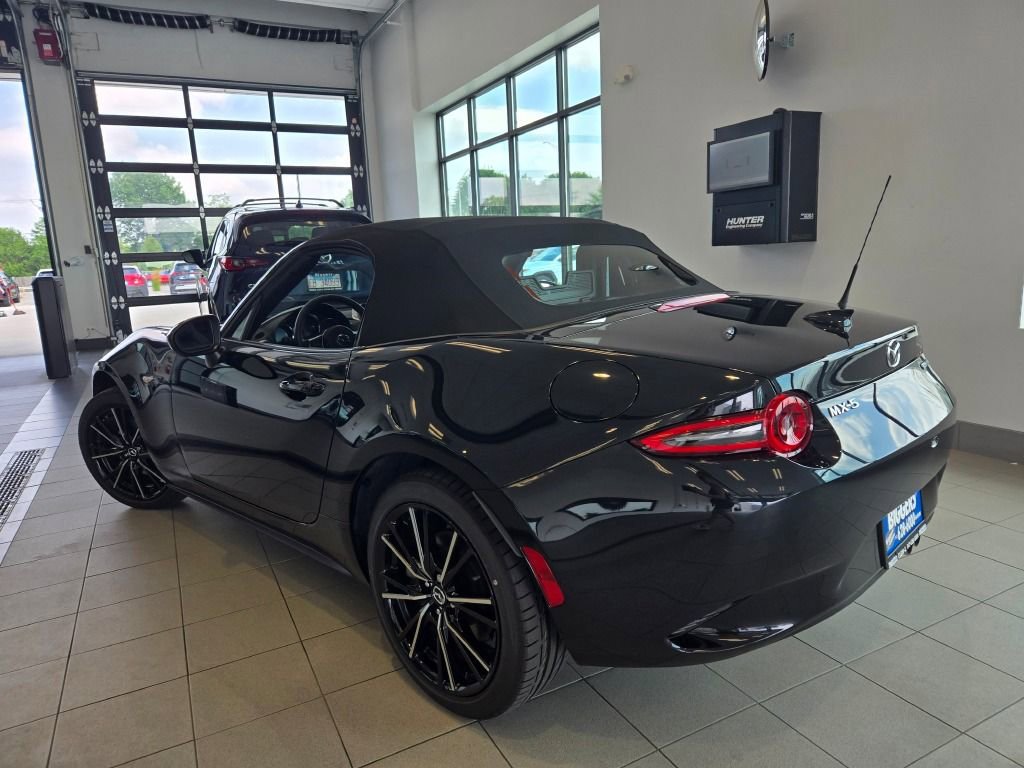 New 2025 MAZDA MX-5 Miata Grand Touring image 10