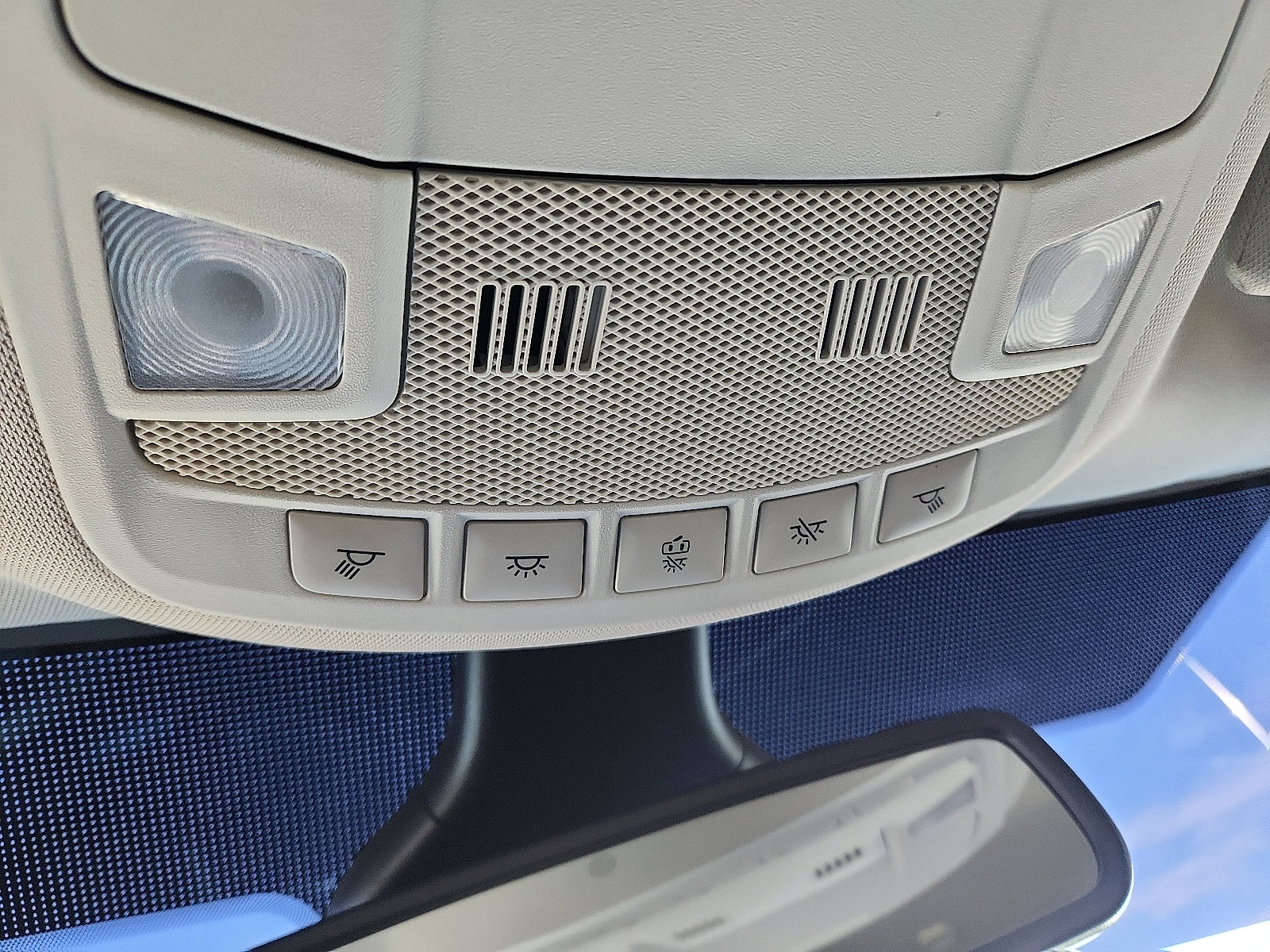 Used 2022 Ford Edge Titanium image 19