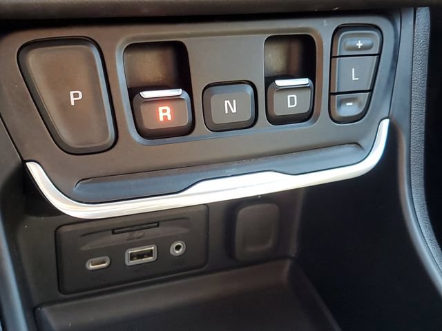 Certified 2021 GMC Terrain SLT w/ Infotainment Package II AWD/4WD image 31