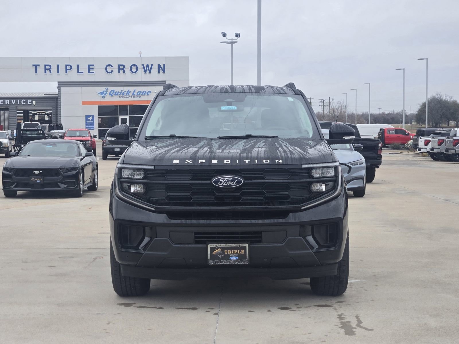 New 2026 Ford Expedition Active RWD image 6