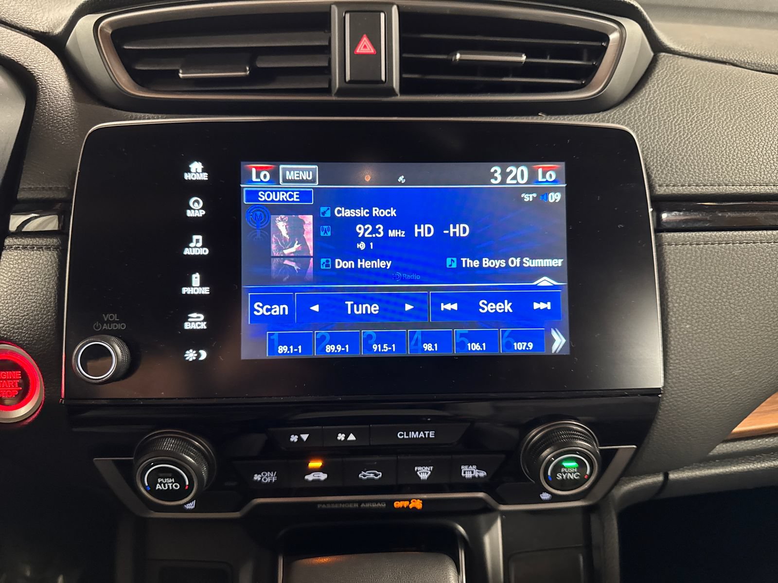 Used 2020 Honda CR-V Touring image 17