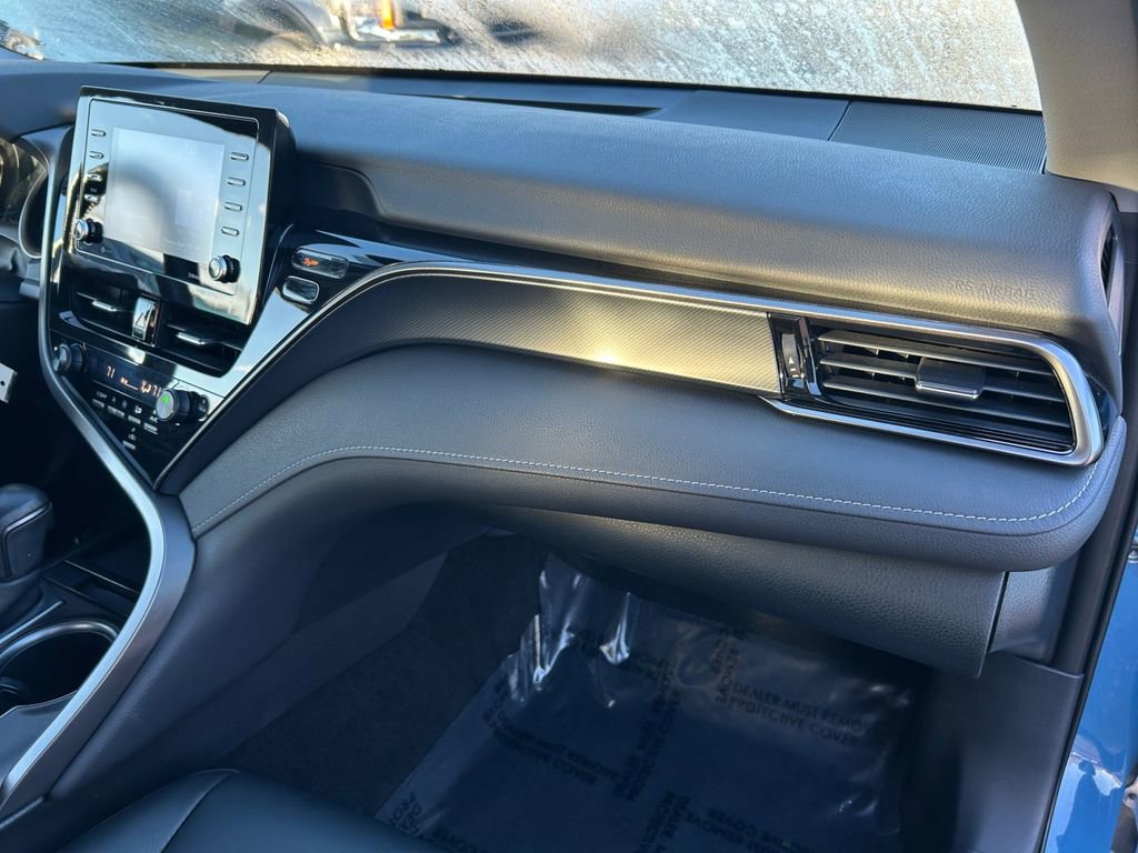 Used 2024 Toyota Camry SE w/ Cold Weather Package FWD image 26