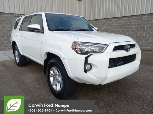 Used 2017 Toyota 4Runner SR5 image 1