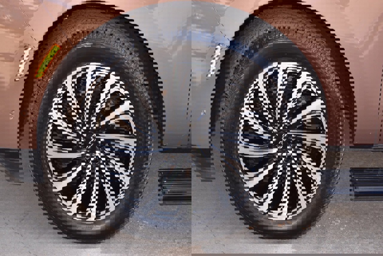 Certified 2025 Lincoln Navigator Black Label image 47