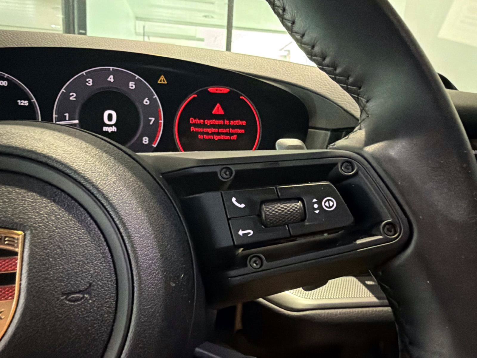 Used 2025 Porsche Cayenne Coupe AWD/4WD image 27