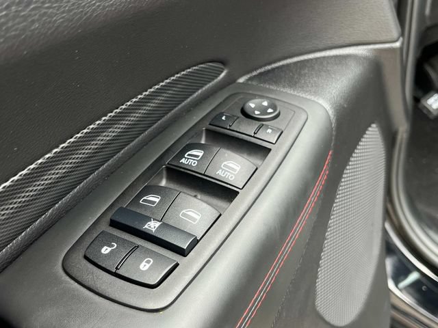 Used 2025 Dodge Durango R/T AWD/4WD image 32