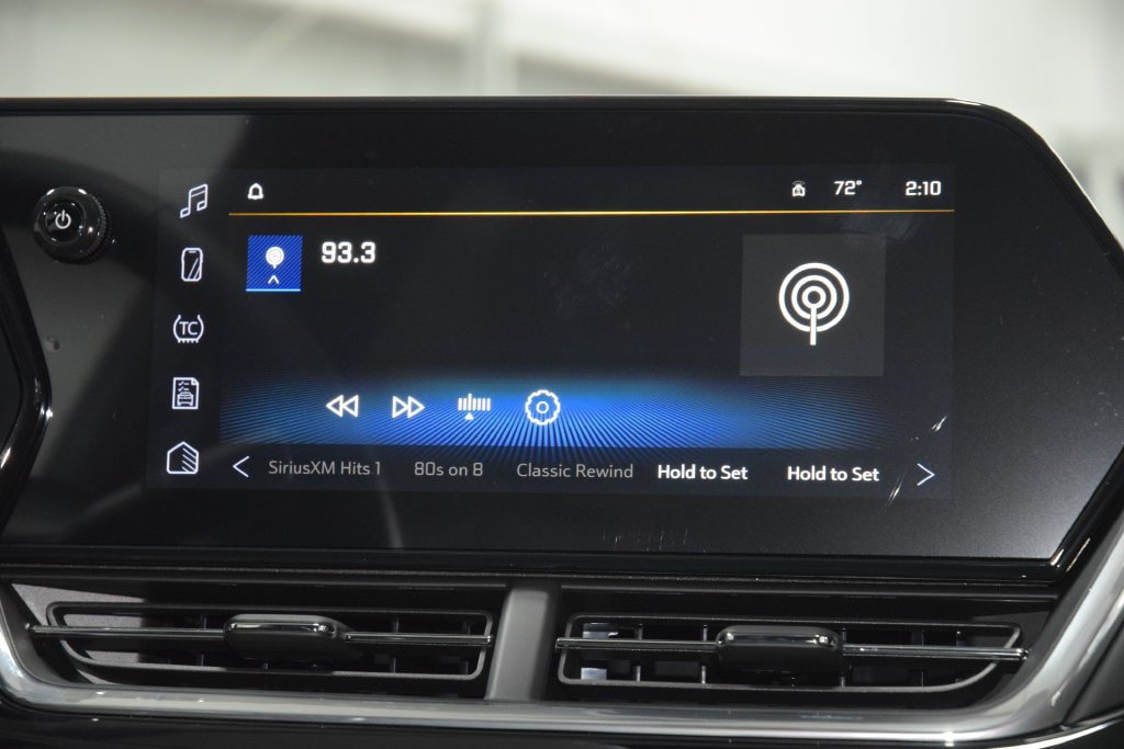 New 2026 Chevrolet Trax RS w/ Sunroof Package FWD image 30