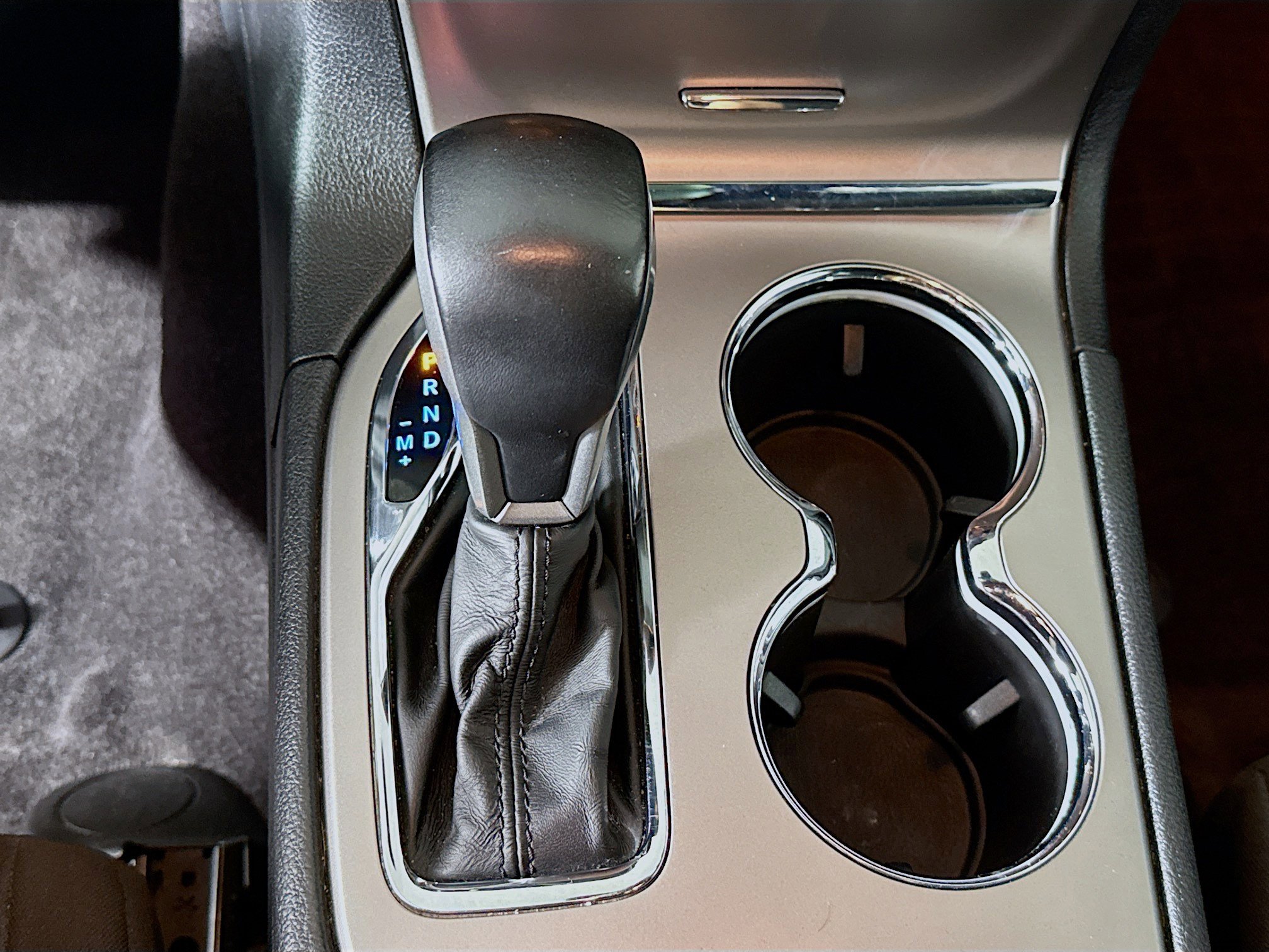 Used 2018 Jeep Grand Cherokee Laredo image 20