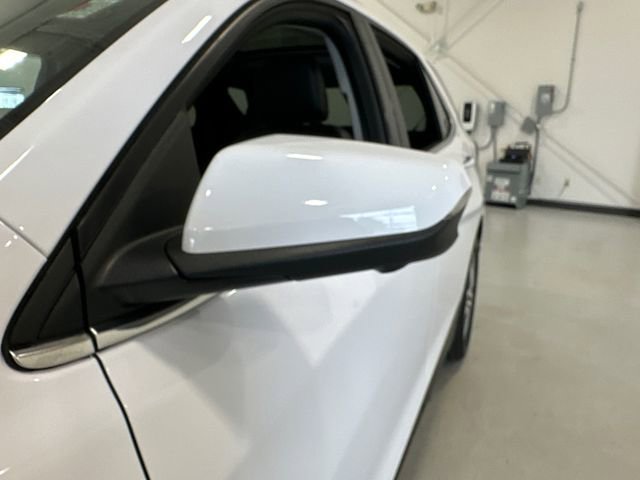 Used 2023 Chevrolet Equinox Premier image 16