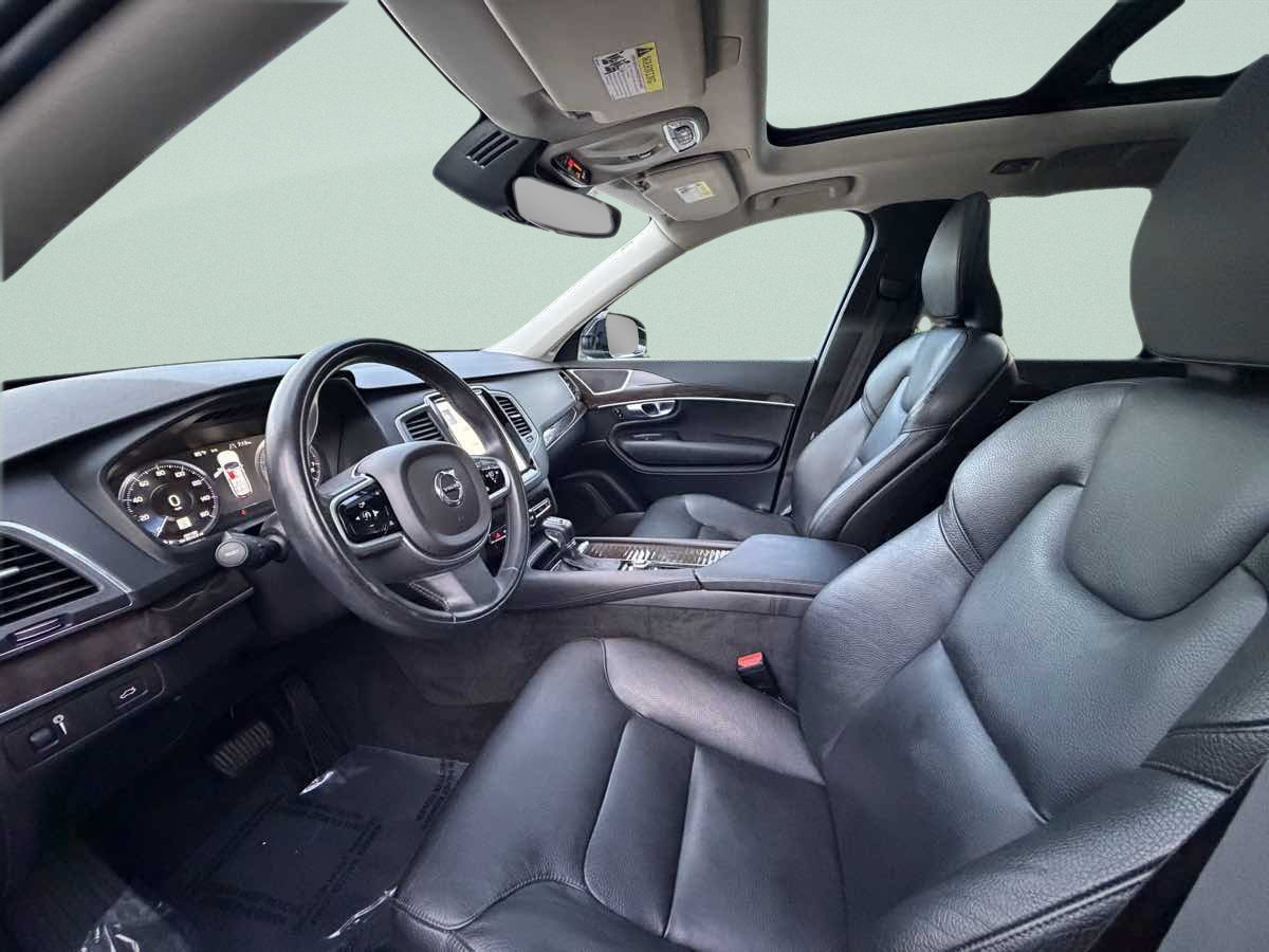Used 2019 Volvo XC90 T6 Momentum w/ Protection Package Premier AWD/4WD image 10
