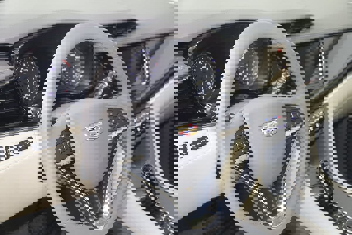 Used 2024 Cadillac XT6 Premium Luxury w/ Technology Package image 42