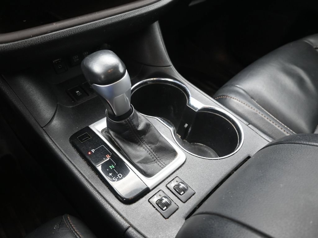 Used 2017 Toyota Highlander XLE image 26