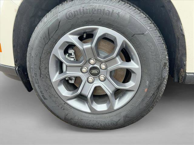 New 2025 Ford Maverick XLT image 10