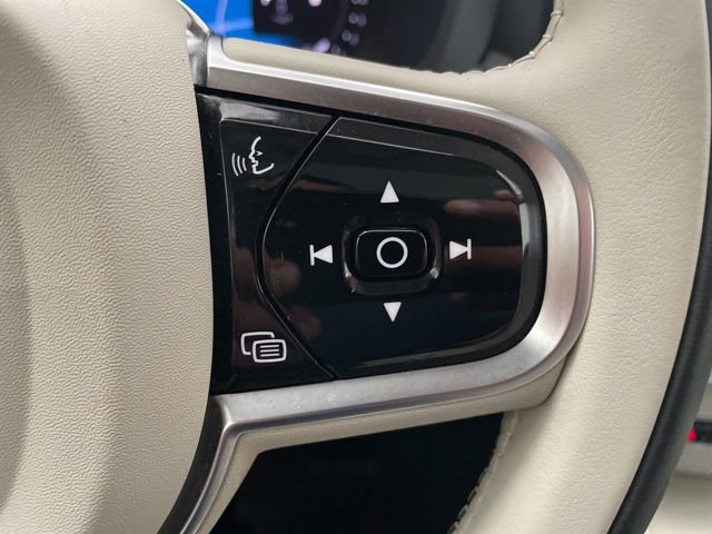 Certified 2024 Volvo XC60 B5 Plus w/ Protection Package Premier image 16