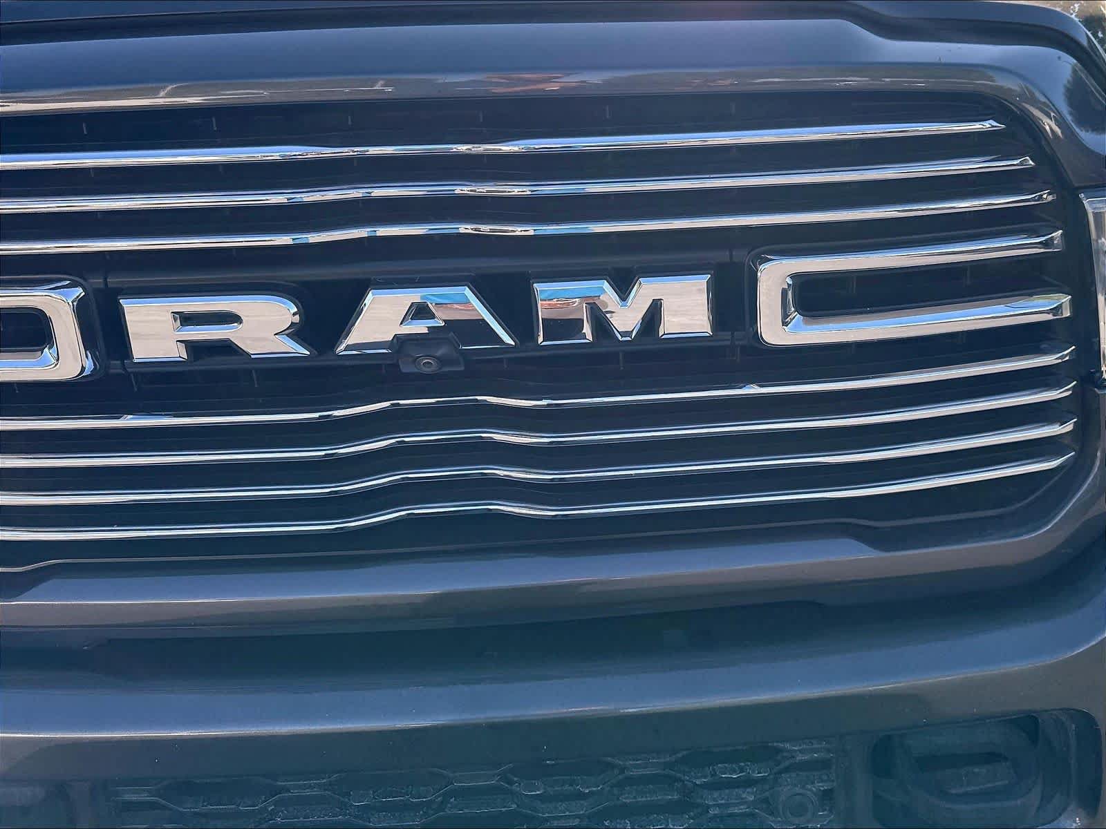 Used 2019 RAM 2500 Laramie AWD/4WD image 32